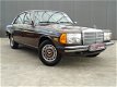 Mercedes-Benz 230 - W123 E * ORIGINEEL NL * NETTE STAAT - 1 - Thumbnail