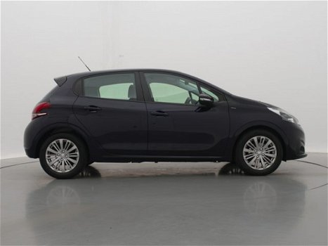 Peugeot 208 - 1.2 82pk Signature | Navigatie | 16