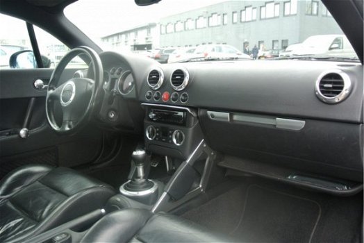 Audi TT - 1.8 5V Turbo ..Zwart leer..18 inch..NL auto - 1