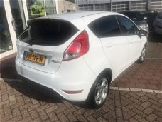 Ford Fiesta - 1.0 Style Ultimate 5-deurs, Navigatie, Lichtmetalen velgen , PDC v+a, 4 season banden,