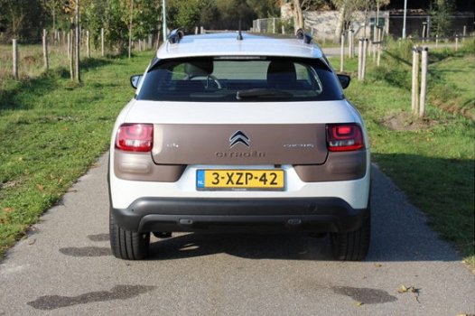 Citroën C4 Cactus - 1.2 PureTech Business | Navigatie | Achteruitrijcamera | Panoramadak - 1