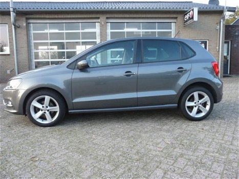 Volkswagen Polo - 1.2 TSI 5DRS HIGHLINE - 1