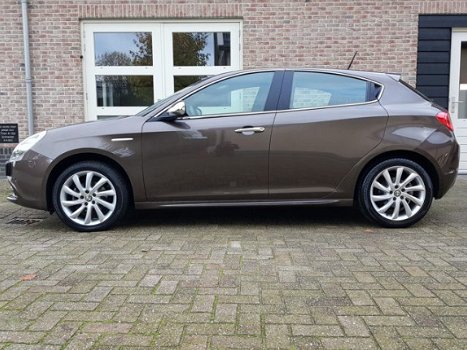 Alfa Romeo Giulietta - 1.4 Turbo Distinctive Navigatie - 1