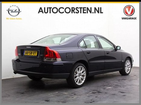 Volvo S60 - 2.0T Momentum El.Sch/Kanteldak Ecc Lmv CruiseC Ecc Esp 1/2 Leer Stoelverwarm - 1