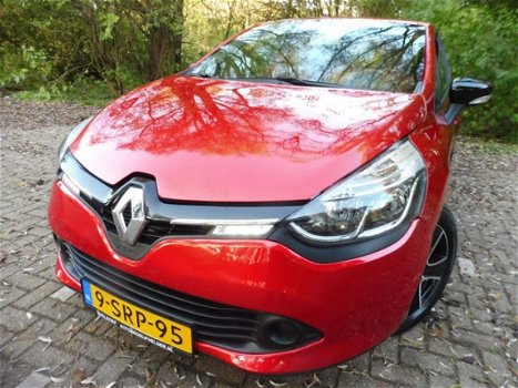 Renault Clio - 0.9 TCe Expression 2013/AIRCO/PDC/TREKHAAK/ - 1