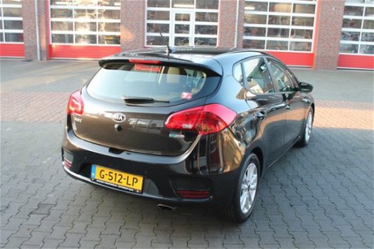 Kia Cee'd - Ceed 1.0 T-GDi 120PK, Navigatie, Camera - 1