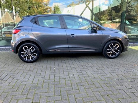 Renault Clio - 1.2 met Navigatie - 1