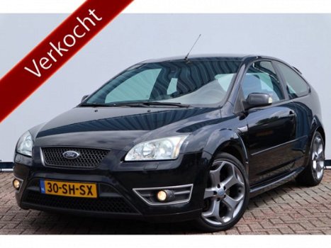 Ford Focus - ST 2.5-20V TURBO 226pk 6bak, Xenon, 18