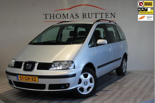 Seat Alhambra - 2.8 V6 Signo 2000/ NAP/ PDC/ Trekhaak/ Cruise/ Clima/ 6bak/ Elek ramen + Spiegels/ O - 1