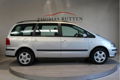 Seat Alhambra - 2.8 V6 Signo 2000/ NAP/ PDC/ Trekhaak/ Cruise/ Clima/ 6bak/ Elek ramen + Spiegels/ O - 1 - Thumbnail