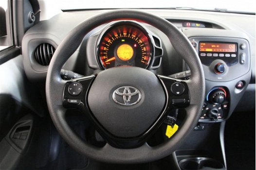 Toyota Aygo - 1.0 VVT-i x-fun AIRCO + NL AUTO - 1
