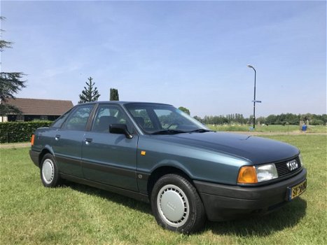 Audi 80 - 1.8 Originele NL auto, staat 5 jaar in showroom 152.000 échte km - wegenbel €103/jaar - 1