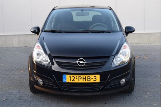 Opel Corsa - 1.4-16V Color Edit. |Airco|Elek pakket|LM velgen|NAP| - 1