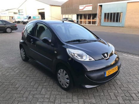 Peugeot 107 - 1.0-12V XS APK/NAP/stuurbekrachtiging/elekt ramen/zeer nette auto - 1