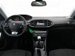 Peugeot 308 - 1.6 HDi 120 pk Blue Lease Executive Panoramadak / Navigatie / Parkeerhulp - 1 - Thumbnail