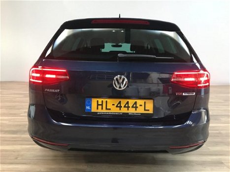 Volkswagen Passat Variant - 1.6 TDI Business Edition LED KOPLAMPEN / PDC V+A / NAVI / ECC / LMV / PR - 1
