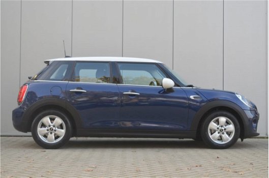 Mini Mini Cooper - 5-deurs Business / Navigatie / Cruise Control / Bluetooth - 1