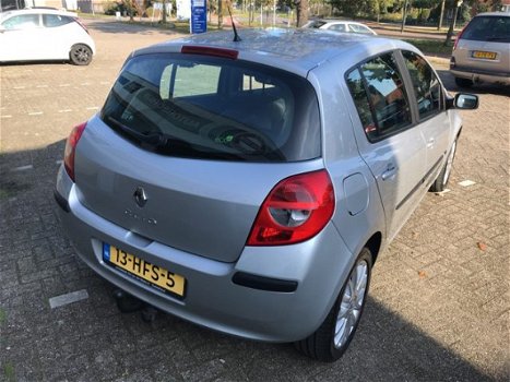 Renault Clio - 1.2 TCE Dynamique S Zeer mooie CLIO , METALLIC, LM VELGEN, AIRCO, STOF HALF LEDER - 1