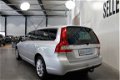 Volvo V70 - 2.0 D3 Dynamic Edition | Climate Controll | Trekhaak | Leder | LM Velgen | - 1 - Thumbnail