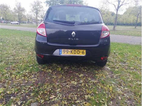 Renault Clio - 1.2 Special Line - 1