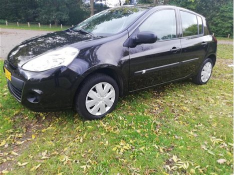 Renault Clio - 1.2 Special Line - 1