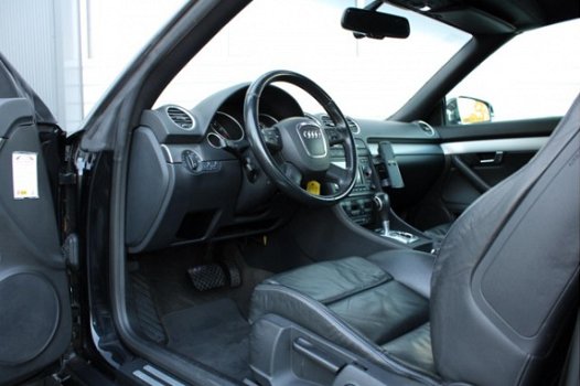 Audi A4 Cabriolet - 2.0 TFSI Automaat Clima/Cruise/Navi/Stoelverwarming/PDC/Camera/Leder/110.110km - 1