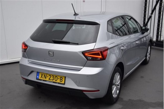 Seat Ibiza - 1.0 TSI 95 pk Style Business Intense Navigatie PDC Airco 15 inch LM velgen - 1