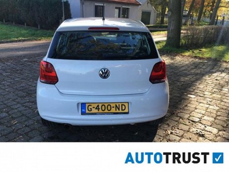 Volkswagen Polo - 1.4-16V Comfortline incl. Navigatie, bluetooth en dealer onderhouden - 1