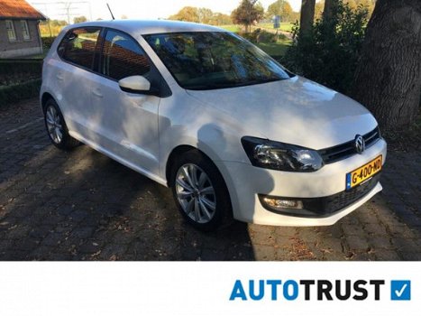 Volkswagen Polo - 1.4-16V Comfortline incl. Navigatie, bluetooth en dealer onderhouden - 1