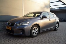 Lexus CT 200h - Hybrid l Hybride zonder stekker l Parrot Carconnect