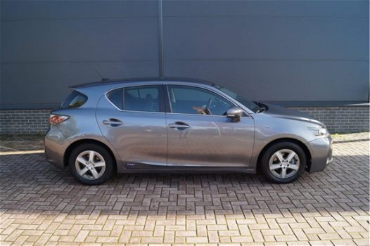 Lexus CT 200h - Hybrid l Hybride zonder stekker l Parrot Carconnect - 1