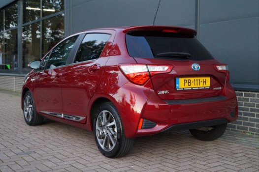 Toyota Yaris - 1.5 Hybrid Premium l Navigatie | Panoramadak - 1
