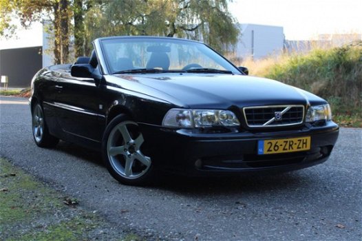 Volvo C70 Convertible - 2.4 T Luxury Line AUT Leder Airco NAP - 1