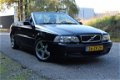 Volvo C70 Convertible - 2.4 T Luxury Line AUT Leder Airco NAP - 1 - Thumbnail