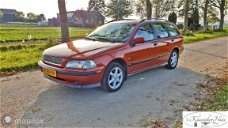 Volvo V40 - 1.8 V-Line met werkende airco