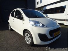 Peugeot 107 - 1.0 Access Accent Airco 5 Deurs