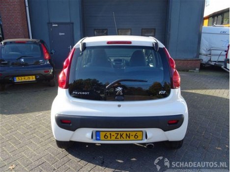 Peugeot 107 - 1.0 Access Accent Airco 5 Deurs - 1