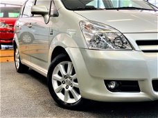 Toyota Corolla Verso - 1.8 VVT-i Sol 7p./APK/Navi/Camra/Automaat