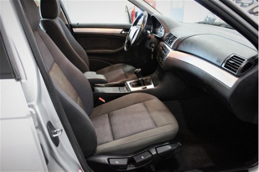 BMW 3-serie Touring - 316i Executive Clima, Cr Control, NAP, APK, Goed Onderhouden - 1