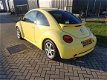 Volkswagen New Beetle - 2.0 Highline - 1 - Thumbnail