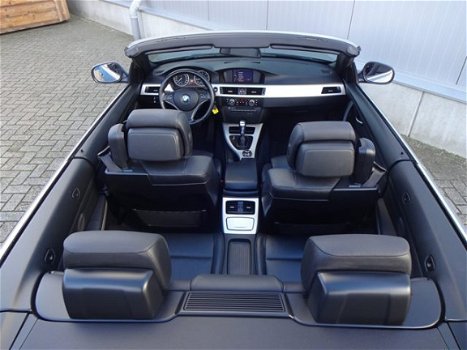 BMW 3-serie Cabrio - 320i 170pk AUTOM Xenon Sport-leer Nav 17inch High Executive - 1