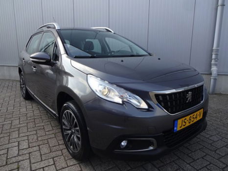 Peugeot 2008 - 1.2 Automaat Navi Trekhaak PureTech Blue Lion - 1