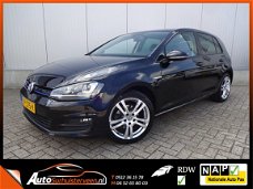 Volkswagen Golf - 1.0 TSI 5drs AUTOM. Xen Sport-zetels Gr-Navi Afn-Trekh Clima Business Edition Conn