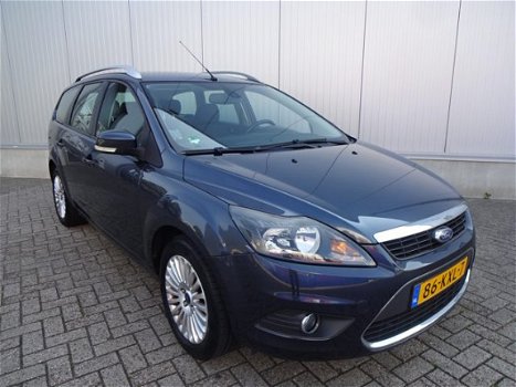 Ford Focus Wagon - 1.8 126pk Limited Navigatie Clima Cruise Parksens - 1