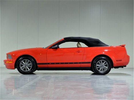 Ford Mustang - 4.0 V6 *Leder*Automaat*Airco*Cruisecontr - 1