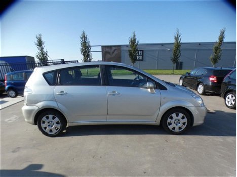 Toyota Corolla Verso - 2.2 D-4D Sol 7p. / airco / cruise control / 7 persoons - 1