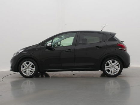 Peugeot 208 - 1.2 82pk Signature | Navigatie | Parkeersensoren | Airco | - 1