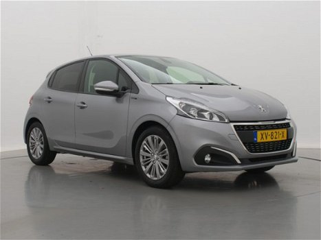 Peugeot 208 - 1.2 82pk Signature | Navigatie | 16