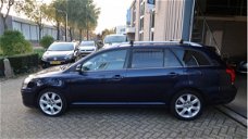 Toyota Avensis Wagon - 2.4 VVTi Executive AUTOMAAT/LEER/NAP