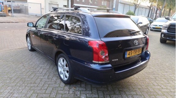 Toyota Avensis Wagon - 2.4 VVTi Executive AUTOMAAT/LEER/NAP - 1